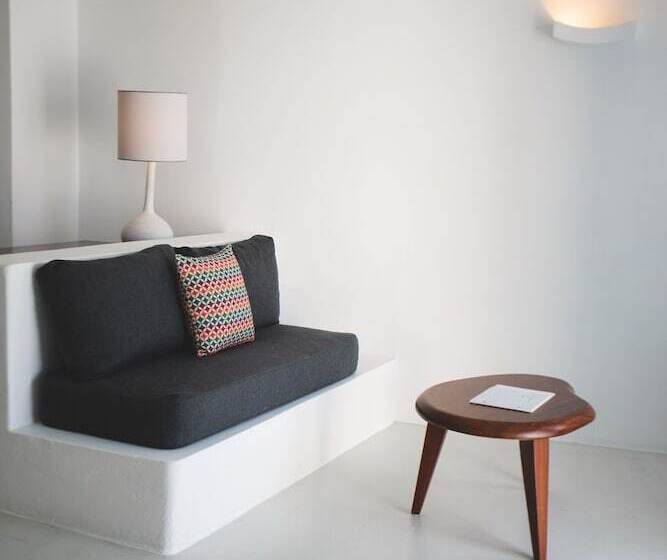 시니어 스위트, Remezzo Villas