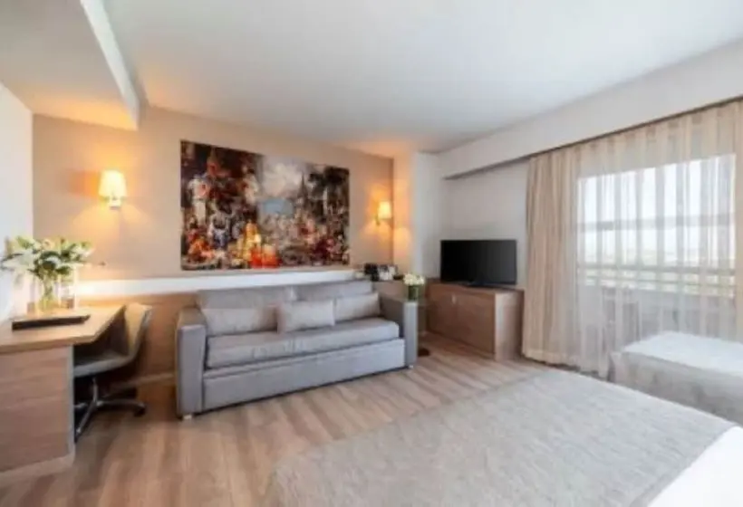اتاق سوپریور با چشم‌انداز شهر, Concorde De Luxe Resort