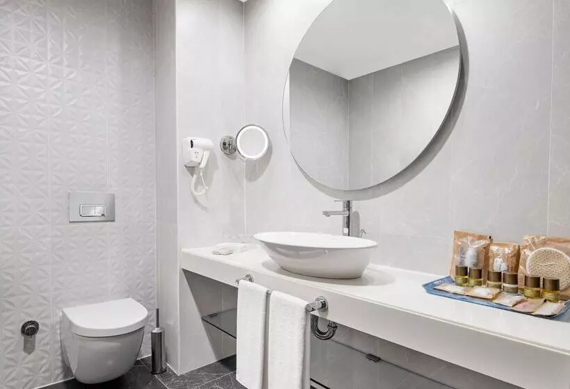 سوییت جونیور لوکس, Concorde De Luxe Resort