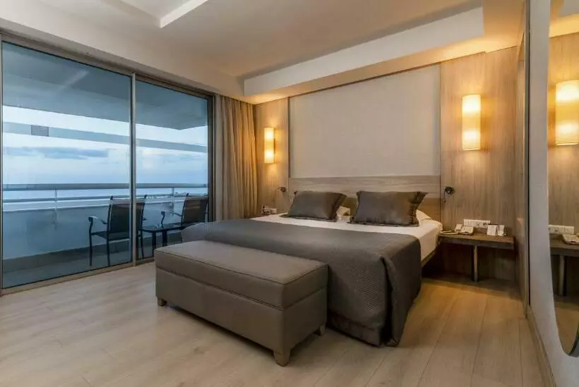 سوییت خانوادگی, Concorde De Luxe Resort Lara Antalya Prive Ultra All Inclusive
