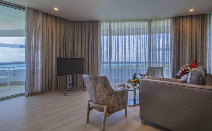 سوییت لوکس, Concorde De Luxe Resort Prive Ultra All Inclusive