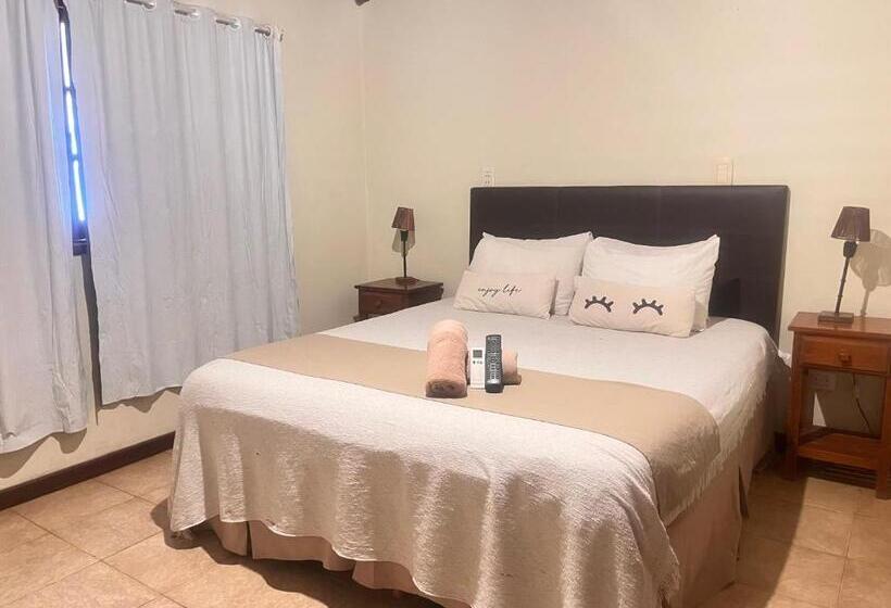 بنجلو قياسى مطلّ علي الحديقة, Beer Hotel Iguazú