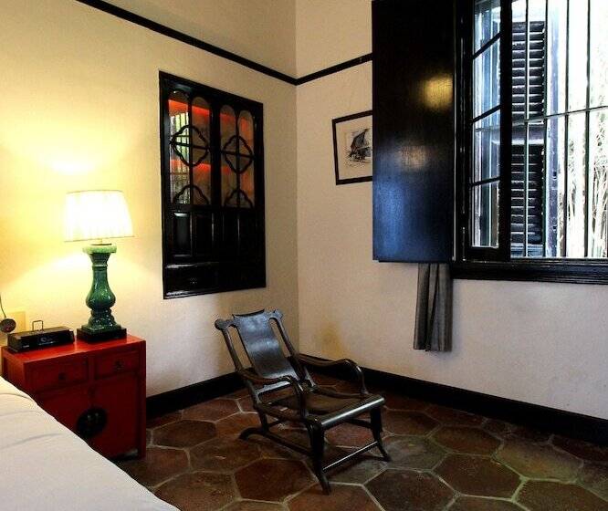 标准间, Cheong Fatt Tze The Blue Mansion