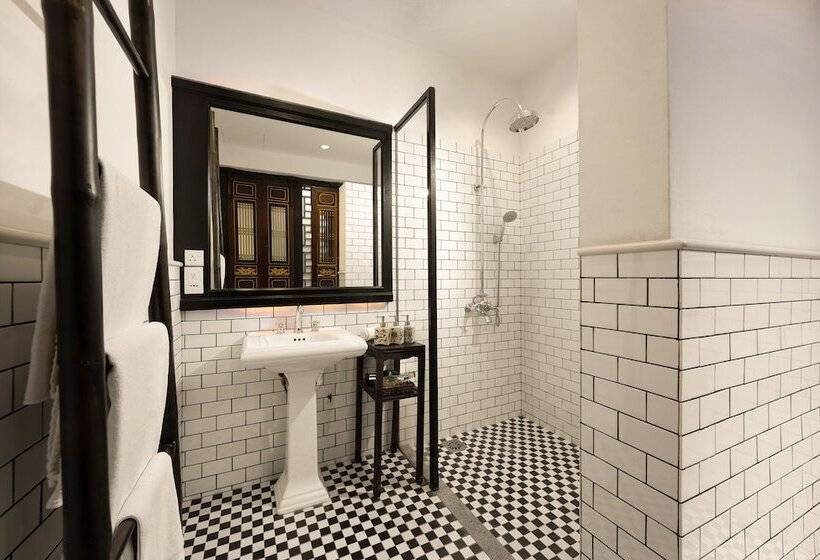 标准间, Cheong Fatt Tze The Blue Mansion