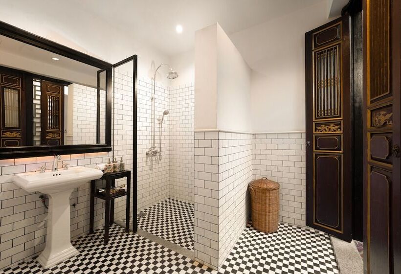 标准间, Cheong Fatt Tze The Blue Mansion