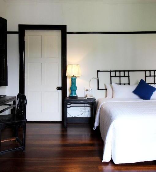 标准三人间, Cheong Fatt Tze The Blue Mansion