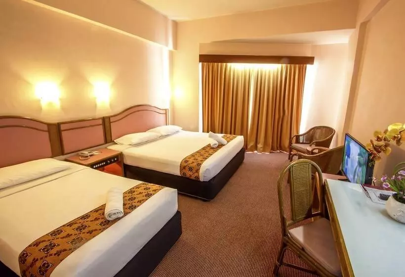 اتاق لوکس سه تخته, Grand Continental Langkawi