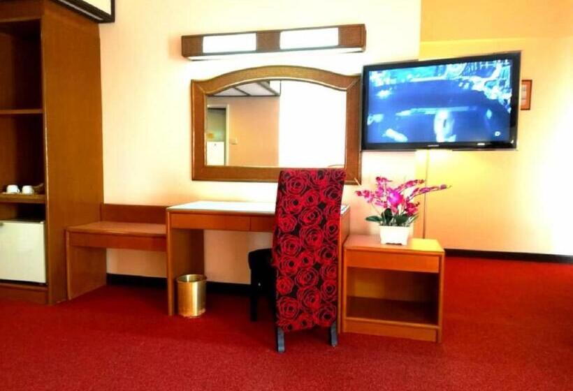 デラックストリプルルーム, Grand Continental Langkawi