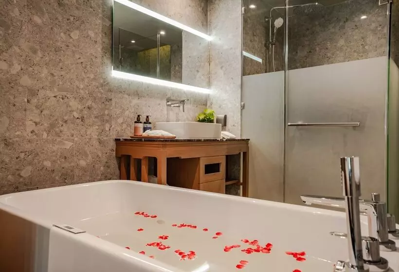 デラックスルーム, La Flora Khao Lak   Sha Extra Plus