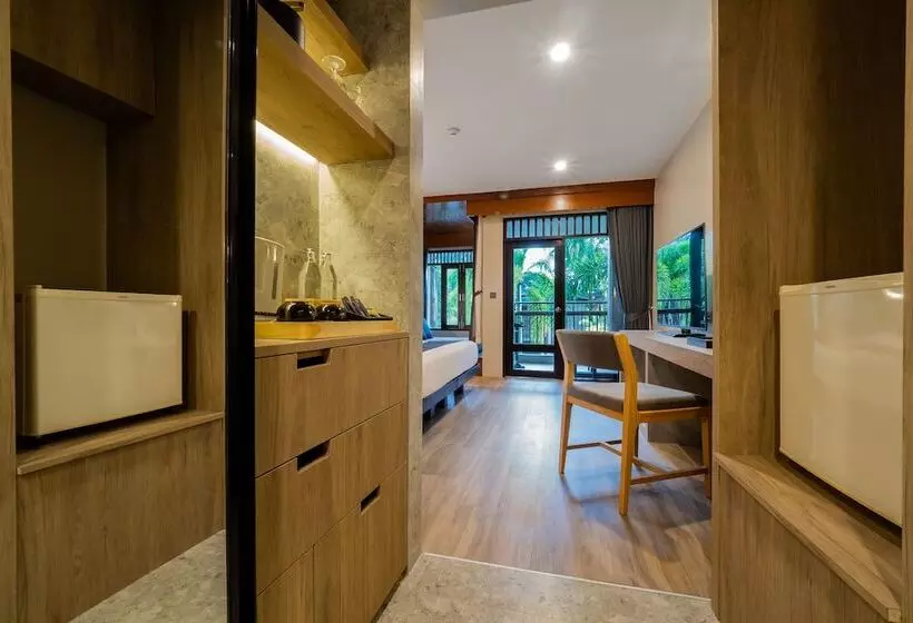 デラックスルーム, La Flora Khao Lak   Sha Extra Plus