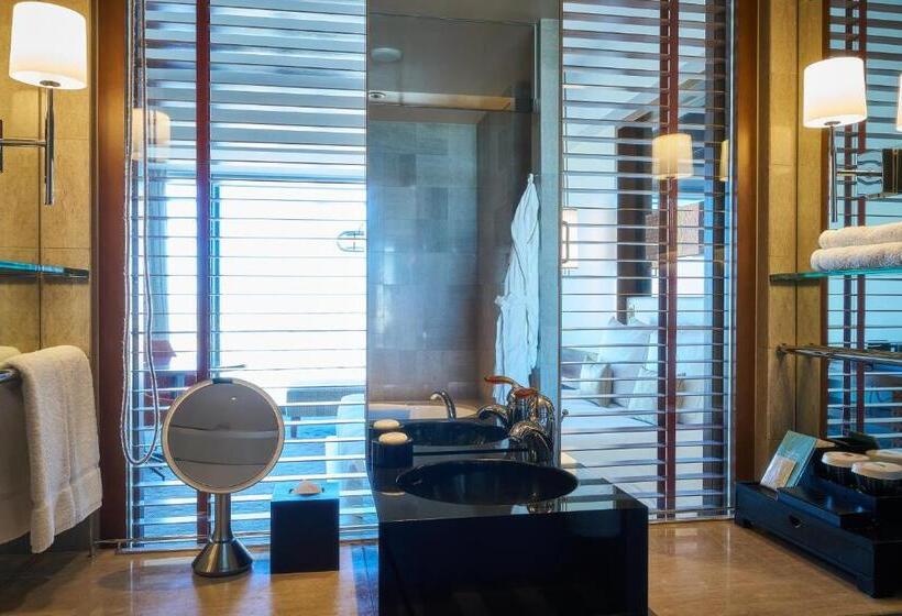 اتاق لوکس با تخت بزرگ, Mandarin Oriental Tokyo