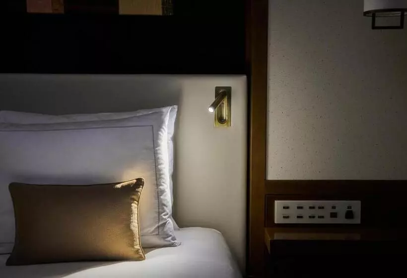 キングサイズベッドのスタンダードルーム, Mandarin Oriental Tokyo