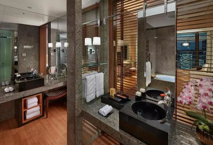 キングサイズベッドのスイートルーム, Mandarin Oriental Tokyo