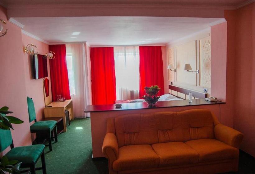 스위트, President