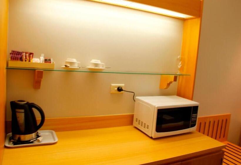 이그제큐티브 룸, Sandown Regency Hotel & Apartments