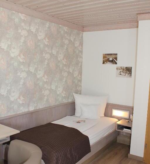 Номер Стандарт Индивидуальный, Landhotel Zum Böhm