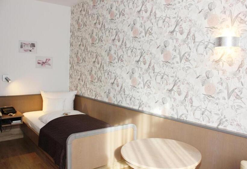 컴포트 싱글 룸, Landhotel Zum Böhm