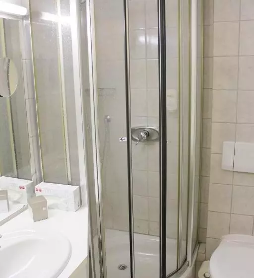 コンフォートトリプルルーム, Landhotel Zum Böhm