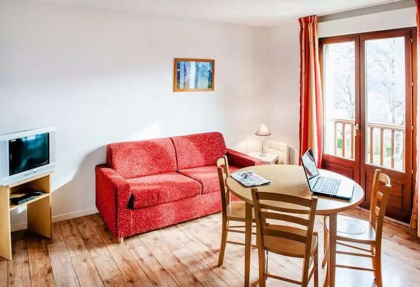 Standard-studio, Residence Les Marquises