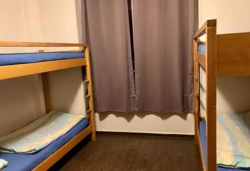 スタンダード4人部屋, Auberge Pour Tous