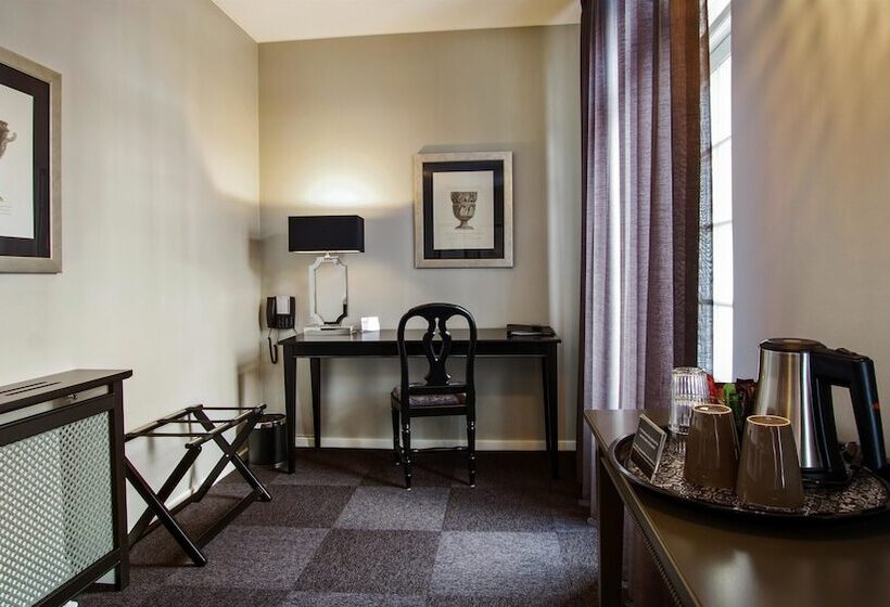 Полулюкс, Best Western Plus Hotel Kronjylland