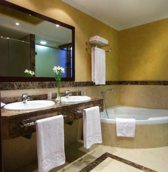 سوییت, Candido 4* Sup