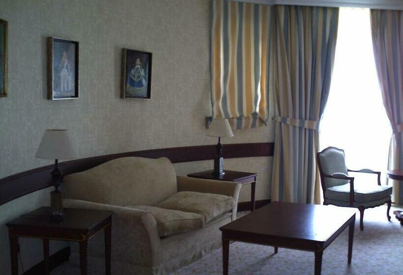 سوییت, Candido 4* Sup