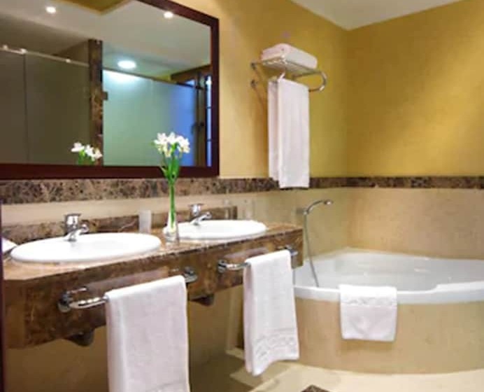 Suite, Candido 4* Sup