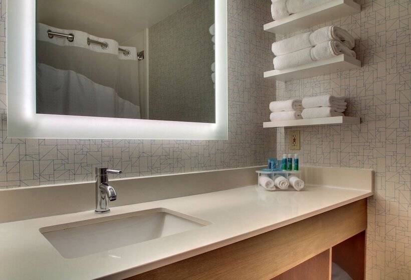 Номер Стандарт, Holiday Inn Express & Suites Lincoln East White Mountains, An Ihg