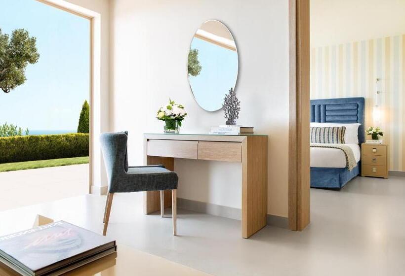 패밀리 스위트, Ikos Oceania