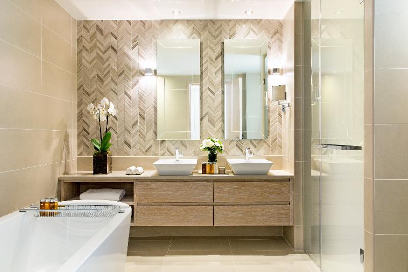 디럭스 주니어 스위트 바다 전망, Ikos Oceania