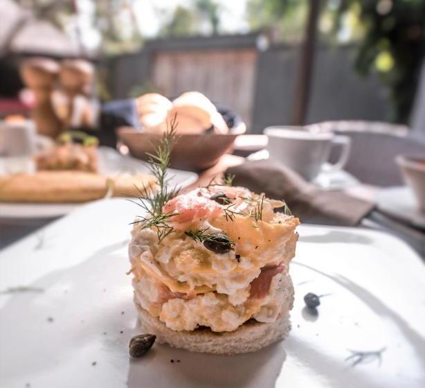 스탠다드 룸 킹사이즈 침대, Jestate Villas & Guest Houses   Jimbaran