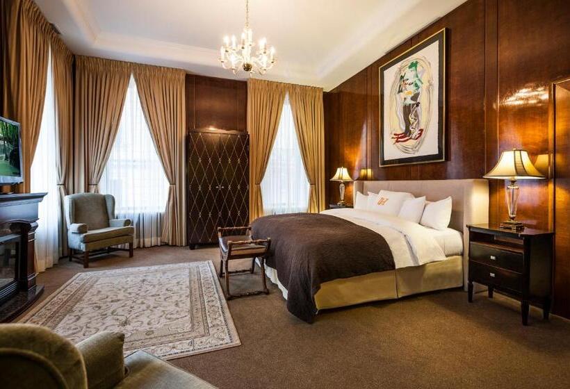 Suíte Cama King, L