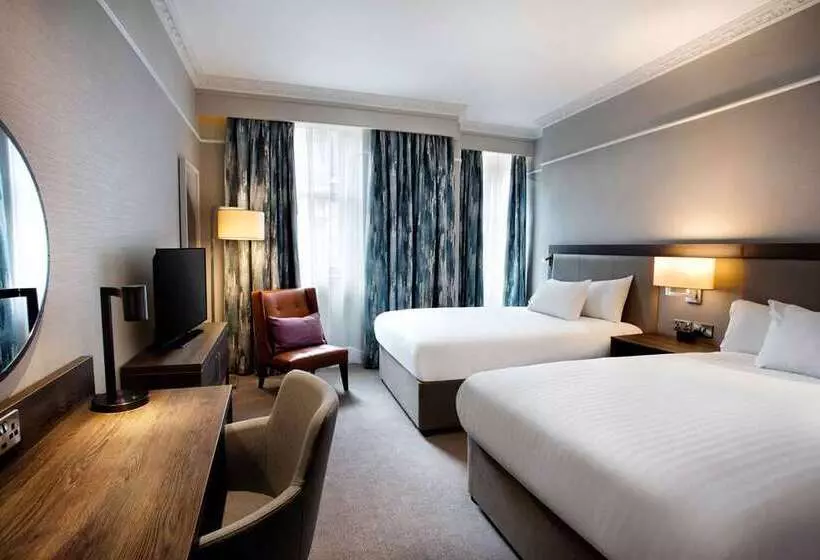 Deluxe-huone, Martinique New York On Broadway, Curio Collection by Hilton