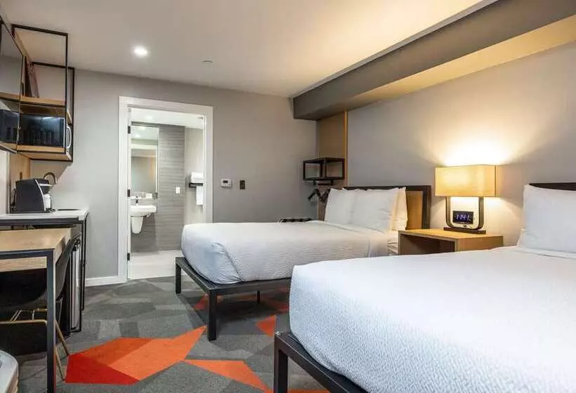 Standard-huone 2 Parivuodetta, Martinique New York On Broadway, Curio Collection by Hilton