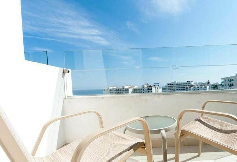 Семейный Номер, Odessa Beach