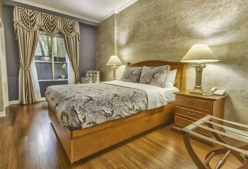 Suite Queen Bed, Palace Royal