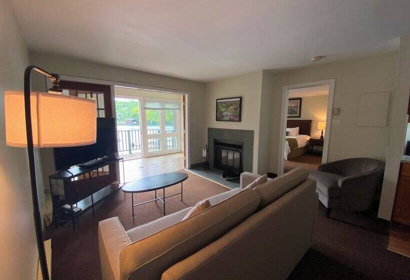 جناح, Rocky Crest Golf Resort