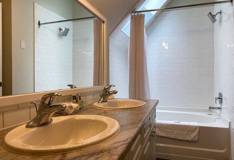 جناح غرفتين نوم, Rocky Crest Golf Resort