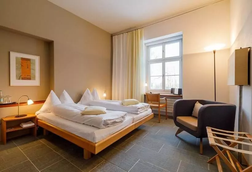 Standard Room, Schloss Wartegg