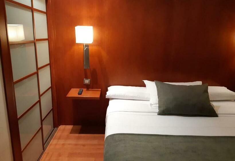 اتاق استاندارد, Xon's Valencia