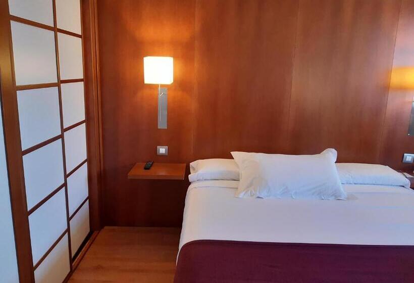 اتاق استاندارد, Xon's Valencia