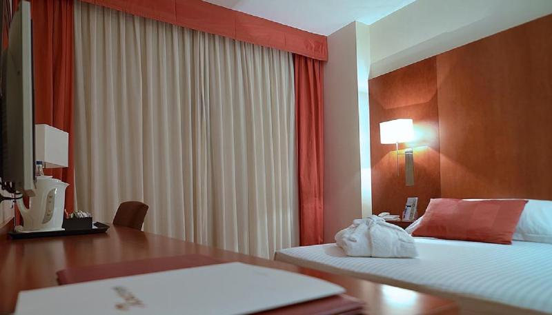 اتاق استاندارد, Xon's Valencia