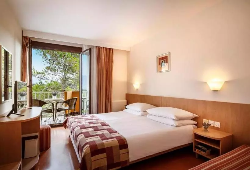 スタンダードルーム, San Marino Resort