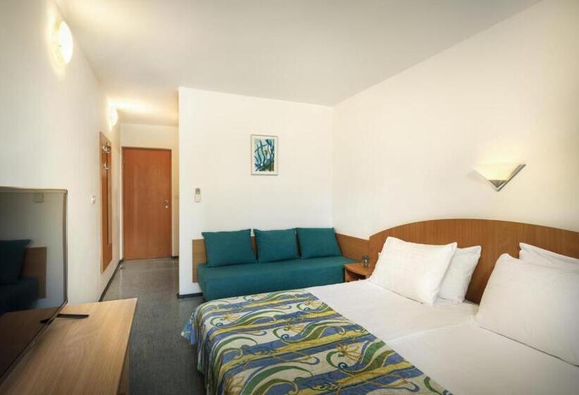 Номер Стандарт, San Marino Resort