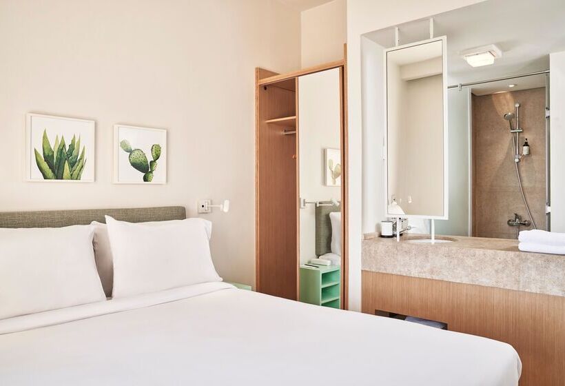 اتاق استاندارد, Captains Inn