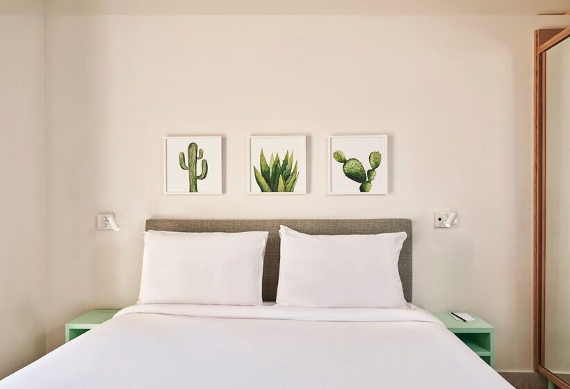 اتاق استاندارد, Captains Inn