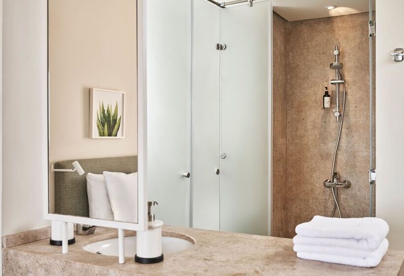 اتاق استاندارد با چشمانداز, Captains Inn