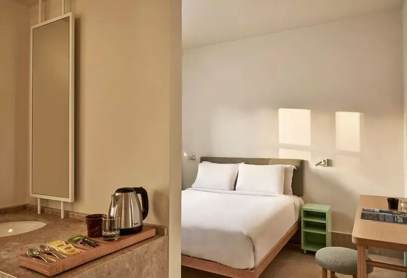 اتاق استاندارد با چشمانداز, Captains Inn