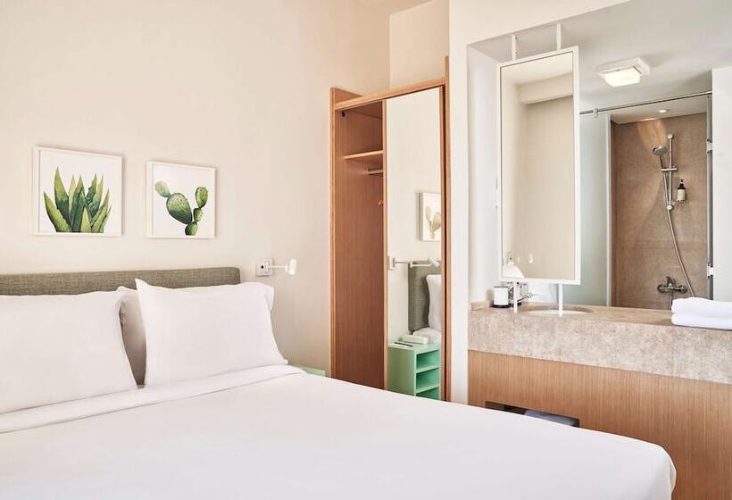 اتاق استاندارد, Captains Inn